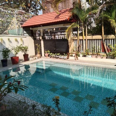 Room 12 - Studio In A Villa 5Mn Walk From The Royal Palace With Swimming Pool Phnom Penh Bagian luar foto